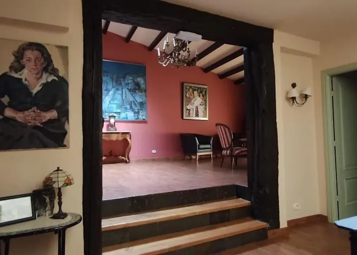 Con Piscina Privada *